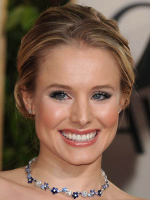 Kristen Bell at 2010 Golden Globe Awards 2010-01-17 16:01:38