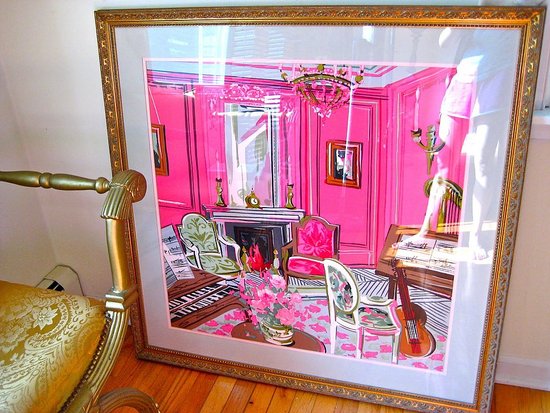 Frame a vibrant scarf for instant art. Find out more about how to do so here.
Frame a vibrant scarf for instant art. Find out more about how to do so here.