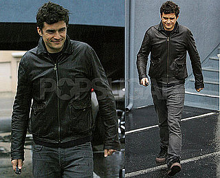 Photos of Orlando Bloom Walking in Rainy LA