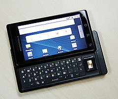 Typing on the Droid vs. Typing on the iPhone Typing on the Droid vs. Typing on the iPhone