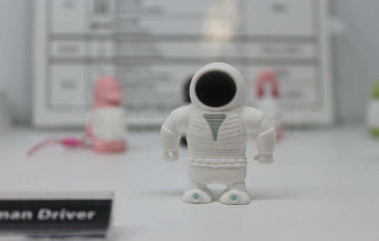 Bone Collection USB Drives at Macworld 2010 2010-02-11 13:33:07