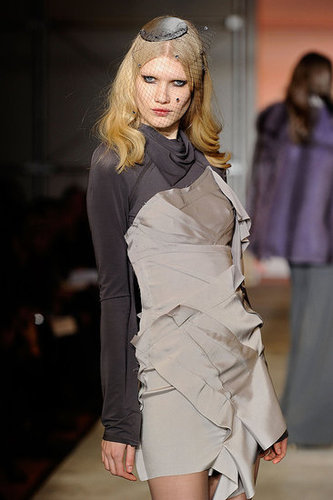 Zac Posen's Fall 2010 Answer to His Growing Pains: Out with the Gowns, In with the Minidresses Zac Posen's Fall 2010 Answer to His Growing Pains: Out with the Gowns, In with the Minidresses