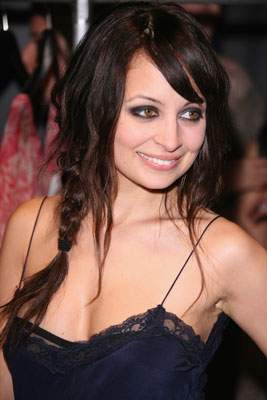 How to Do a Messy Side Braid