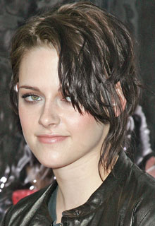 Kristen Stewart at Remember Me Pics