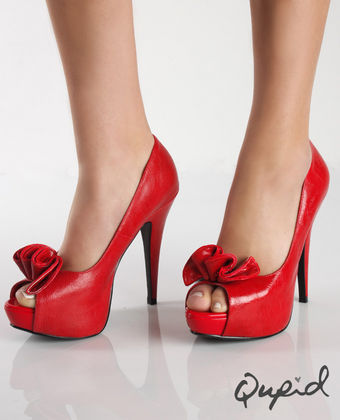 Qupid Nydia 13 Red and Ruffled Peep-Toe Pump - $33.00 : Fashion Heels And Wedges at LuLus.com