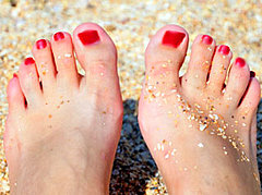 Red Nail Polish Tips
