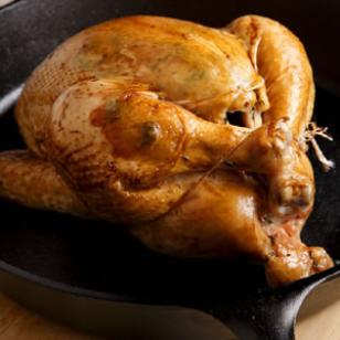 Fast & Easy Recipe for Pan-Roasted Chicken and Gravy