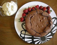 Flourless chocolate torte