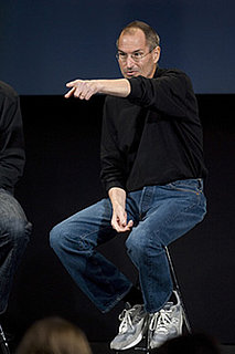 Steve Jobs Replies To Emails From Customers