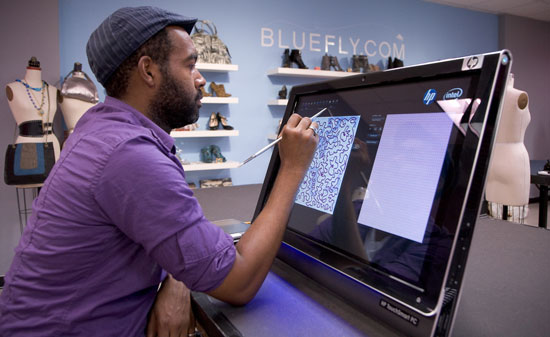 Photos of the HP TouchSmart PC's and Project Runway Contestants