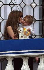 Angelina has another bonding time with Knox