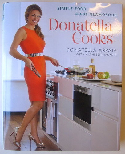 Review of Donatella Cooks