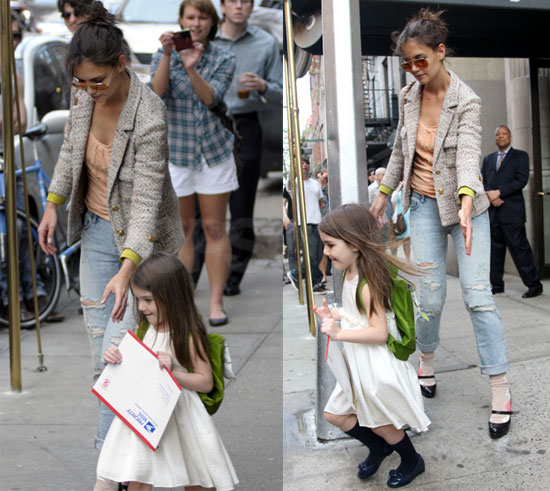 Photos of Suri Cruise and Katie Holmes in NYC Photos of Suri Cruise and Katie Holmes in NYC