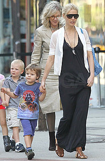 Picture of Gwyneth Paltrow in NYC With Kids