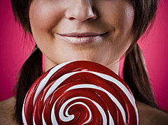 Eating Too Much Sugar Leads to Heart Disease Eating Too Much Sugar Leads to Heart Disease