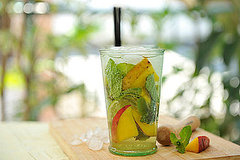 Muddled Cocktails: Love Them or Hate Them? Muddled Cocktails: Love Them or Hate Them?
