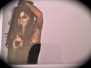 Picture of Lindsay Lohan With Gun to Her Mouth