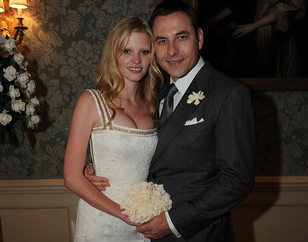 Lara Stone, David Walliams Wed Over Weekend, to Honeymoon in Paris Lara Stone, David Walliams Wed Over Weekend, to Honeymoon in Paris