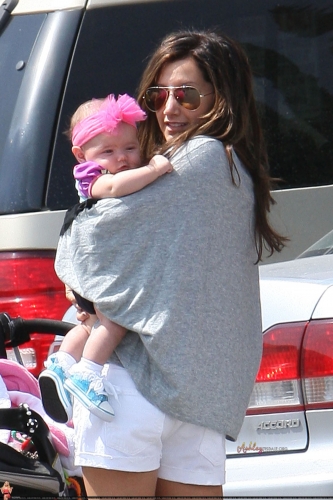 Out in LA with Mikayla Dawn and Mom