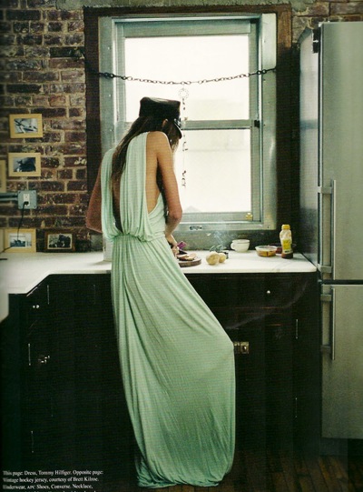 Daria Werbowy in Dossier #5 Spring/Summer 2010 Daria Werbowy in Dossier #5 Spring/Summer 2010