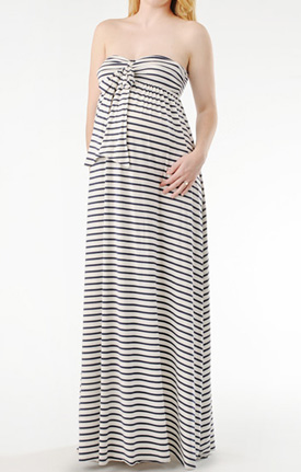 Maternity Beach Looks