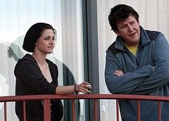 SPOTTED IN SYDNEY BALCONY & KSTEW - “People always ask me if I’m dating Robert. It’s beyond annoying." 