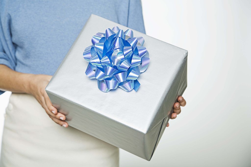 My Friend Stiffed Me at My Bridal Shower My Friend Stiffed Me at My Bridal Shower