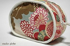 Kimono print zipper pouch
