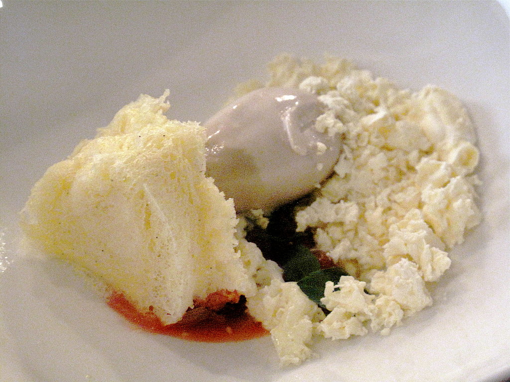 The microwaved cake was served on compressed strawberries (compressed fruit was everywhere in Aspen) with homemade bean ice cream and lemon curd chips.
The microwaved cake was served on compressed strawberries (compressed fruit was everywhere in Aspen) with homemade bean ice cream and lemon curd chips.
