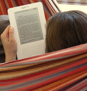Faster Reading Speeds on Printed Paper Than Ereaders