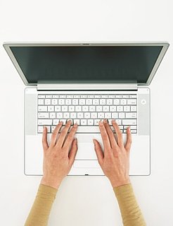How to Choose an Online Dating Site