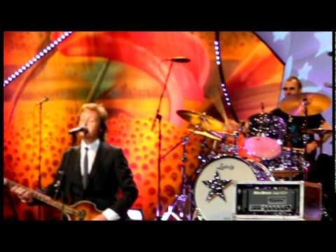 WATCH: Paul McCartney, Ringo Starr Together Again