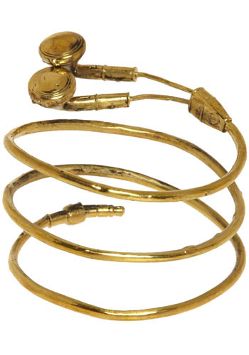 Photos of Earbud Bracelet