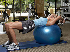 Ball Exercise to Work the Abs and Triceps Ball Exercise to Work the Abs and Triceps