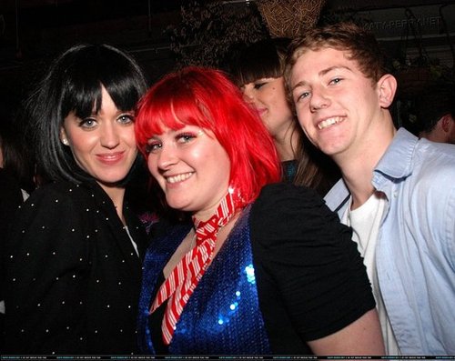 Katy Perry at Lesbian Nightclub in Austrailia