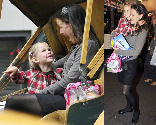 Pictures of Jennifer and Violet Pictures of Jennifer and Violet