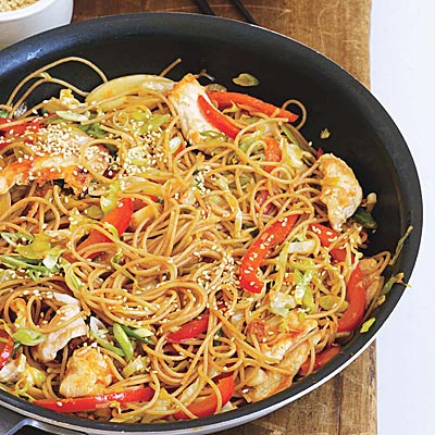 Korean-Style Chicken or Pork Noodle Bowls Korean-Style Chicken or Pork Noodle Bowls