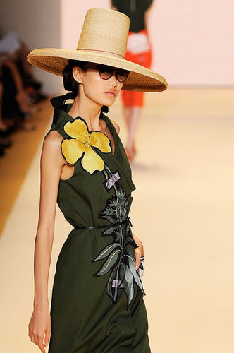 2011 Spring New York Fashion Week: Carolina Herrera 2011 Spring New York Fashion Week: Carolina Herrera