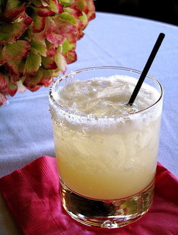 Happy Hour: Tommy's-Style Margarita