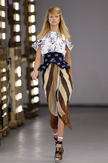 Rodarte Goes Wearable, Commercial for Spring 2011 Rodarte Goes Wearable, Commercial for Spring 2011