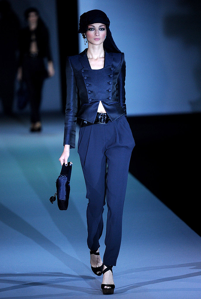 Spring 2011 Milan Fashion Week: Giorgio Armani Spring 2011 Milan Fashion Week: Giorgio Armani