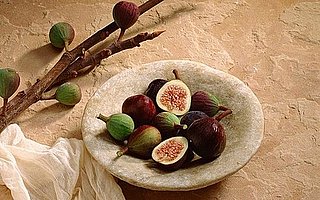 Do You Prefer Black or Green Figs?