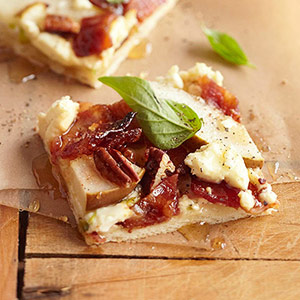 Sweet Bacon and Pear Pizza Recipe Sweet Bacon and Pear Pizza Recipe