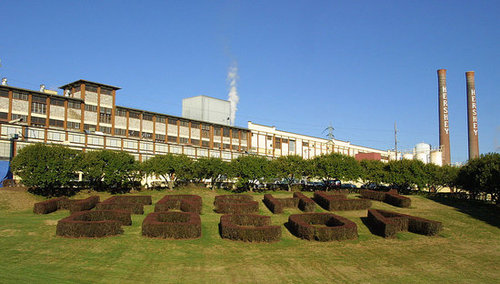 Hershey Shutters Original Chocolate Factory, Cuts 500 Workers