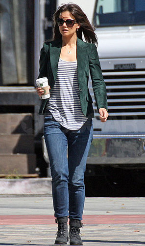 Pictures of Katie Holmes Walking on Set of Jack and Jill in LA
