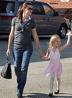 Pictures of Jennifer Garner Taking Her Prima Ballerina to Class in LA