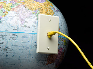 2 Billion Worldwide Internet Users