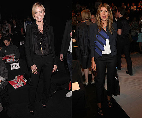 Front-row mavens in dark hues.
Front-row mavens in dark hues.