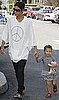 Halle Berry Style 2010-11-02 18:30:30