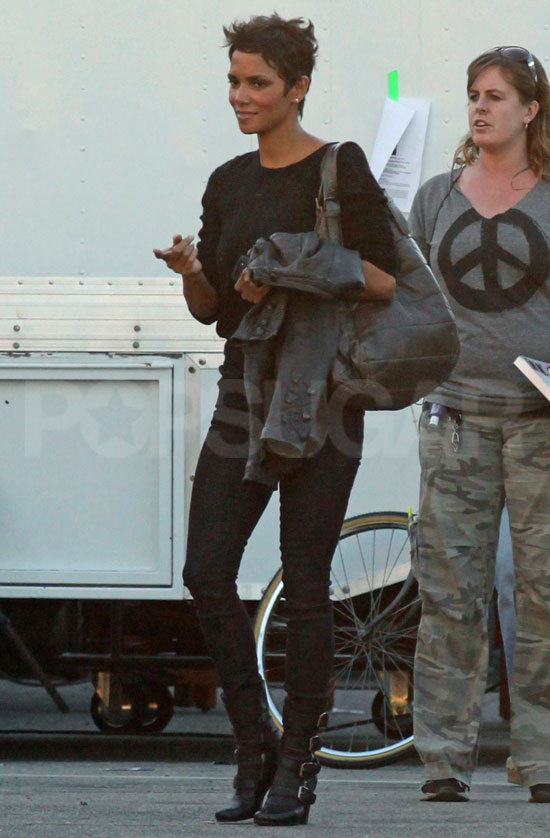 Pictures of Halle Berry Pictures of Halle Berry